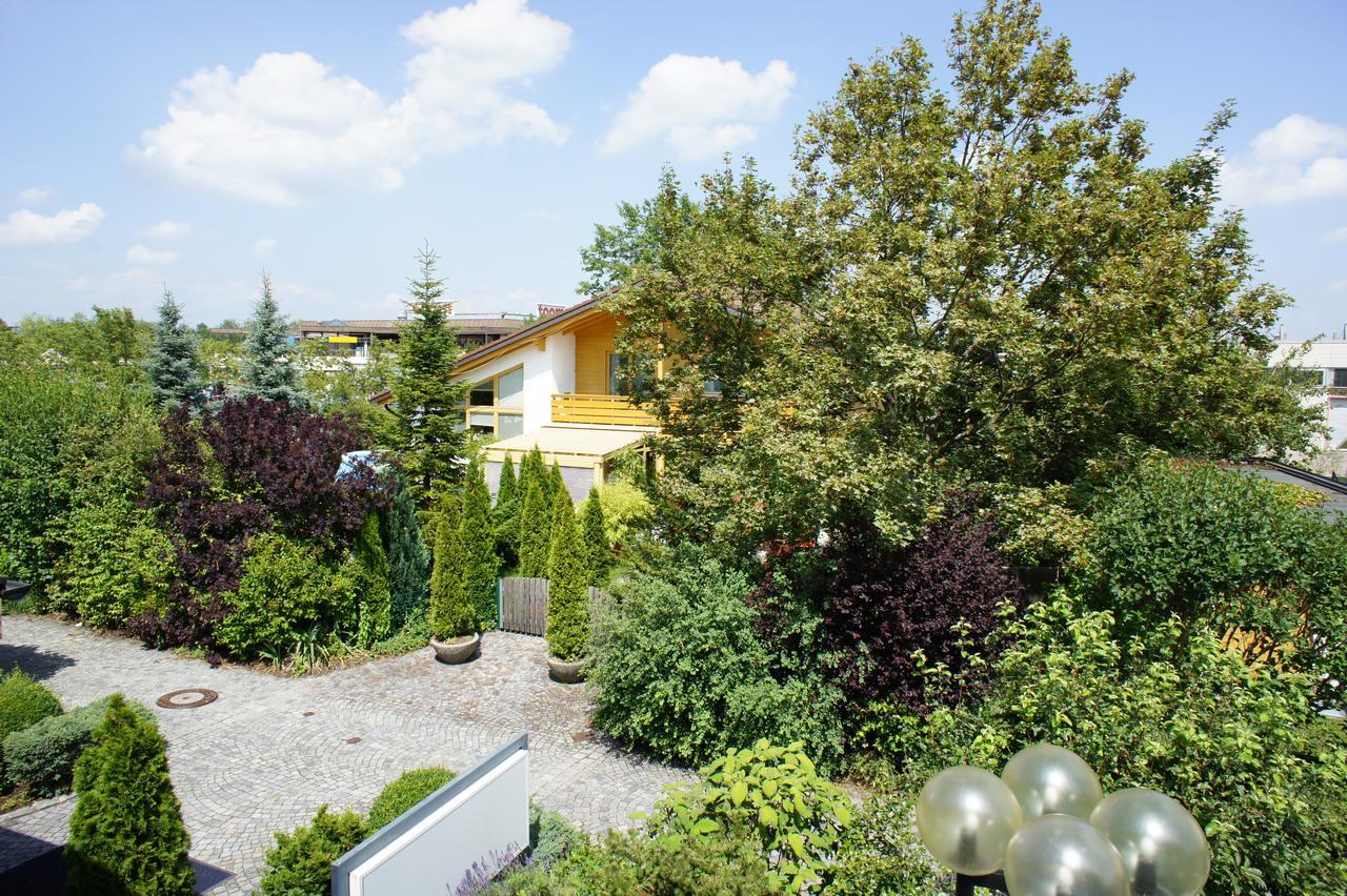 Am Krone Park 3*